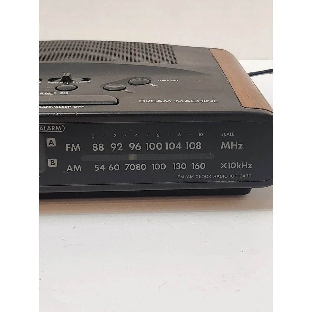 Vintage Sony Dream Machine ICF-C420 Alarm Clock Radio Wood Grain Tested Works